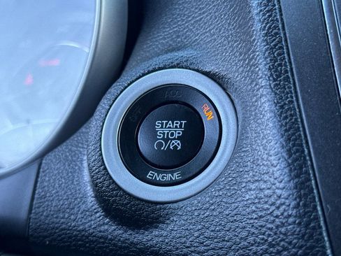 Used 2016 Dodge Journey SE w/ Flexible Seating Group image 33