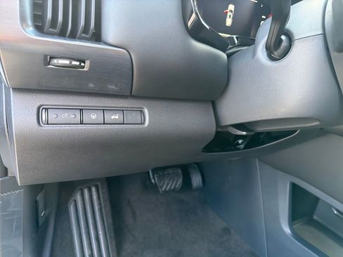 New 2026 Nissan Pathfinder SL w/ SL Premium Package FWD image 19