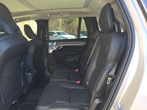 New 2026 Volvo XC90 B6 Ultra w/ Protection Package Premier AWD/4WD image 19