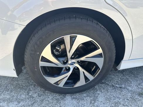 Used 2025 Subaru Legacy Premium AWD/4WD image 44