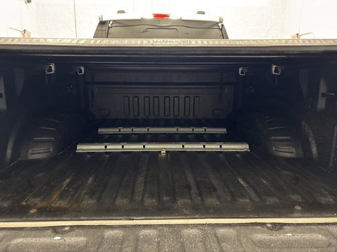 Used 2020 Ford F350 Lariat w/ Lariat Ultimate Package image 5