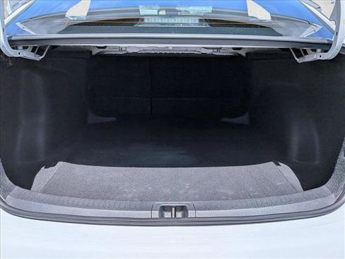 Used 2024 Toyota Corolla LE FWD image 6