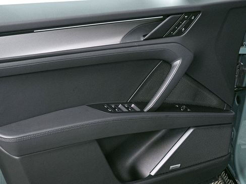 New 2026 Porsche Cayenne Electric AWD/4WD image 6