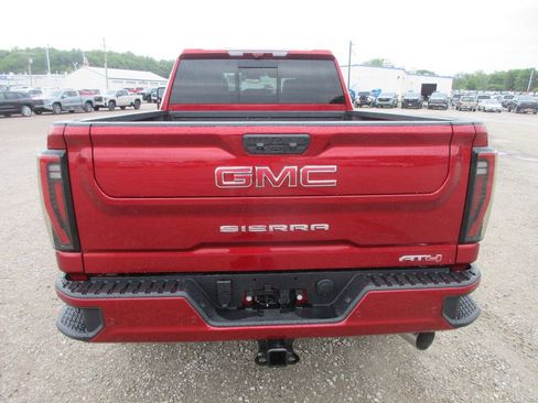 New 2026 GMC Sierra 2500 AT4 w/ AT4 Premium Plus Package AWD/4WD image 6