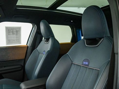 Certified 2025 MINI Cooper Countryman S AWD/4WD image 20