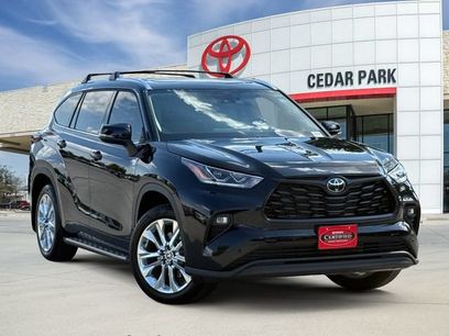 Used 2025 Toyota Highlander Limited