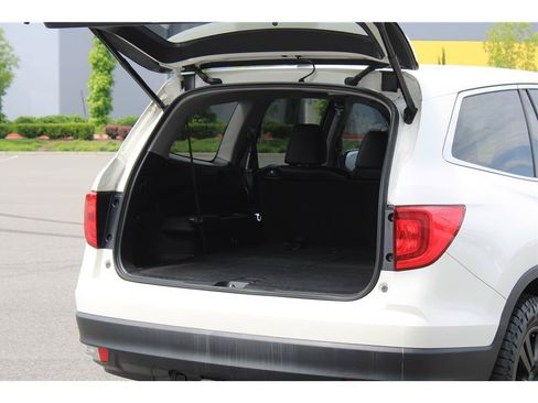 Used 2017 Honda Pilot EX-L image 39