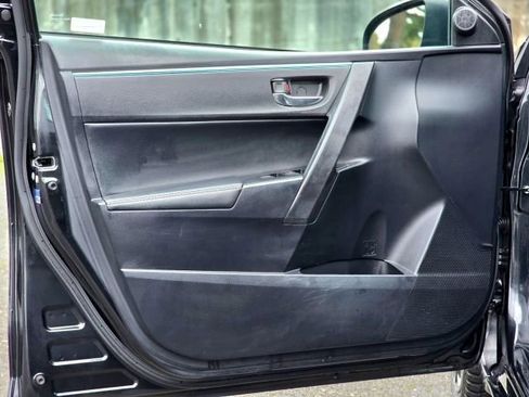 Used 2014 Toyota Corolla S image 24