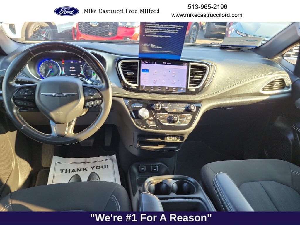 Used 2021 Chrysler Pacifica Touring w/ S Appearance Package FWD image 11