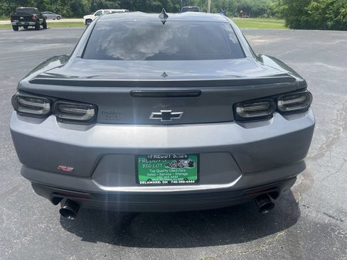 Used 2020 Chevrolet Camaro LT w/ RS Package image 6