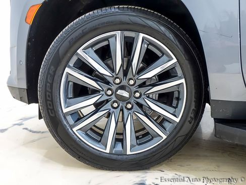 Used 2021 Cadillac Escalade Sport w/ Driver Assist Tech Package AWD/4WD image 12