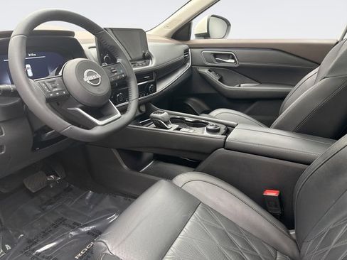 Used 2023 Nissan Rogue Platinum AWD/4WD image 10