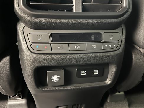 New 2026 Honda Pilot TrailSport image 25