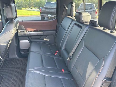 Used 2022 Ford F150 Lariat AWD/4WD image 15