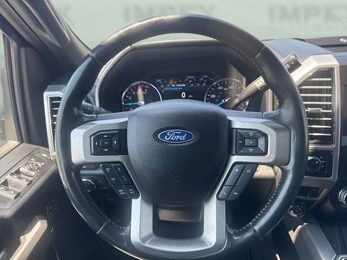 Used 2021 Ford F250 Platinum w/ FX4 Off-Road Package AWD/4WD image 12