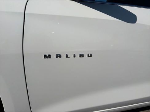 Used 2024 Chevrolet Malibu LT image 45