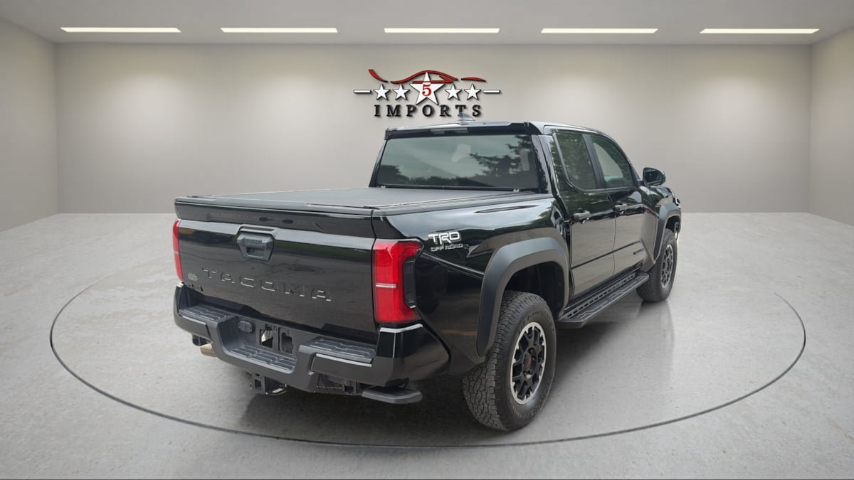 Used 2024 Toyota Tacoma TRD Off-Road AWD/4WD image 5