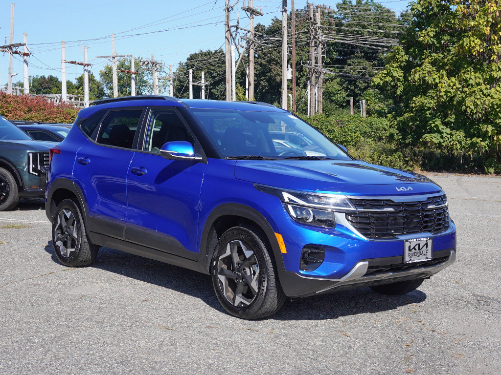 Used 2026 Kia Seltos S AWD/4WD image 2