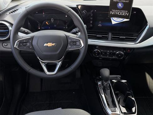 New 2026 Chevrolet Trax LT w/ Driver Confidence Package image 11