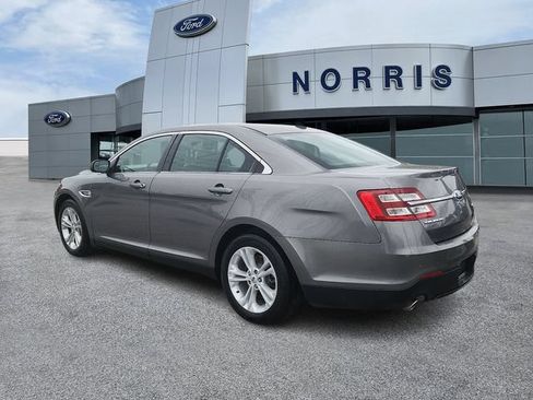 Used 2014 Ford Taurus SEL FWD image 3