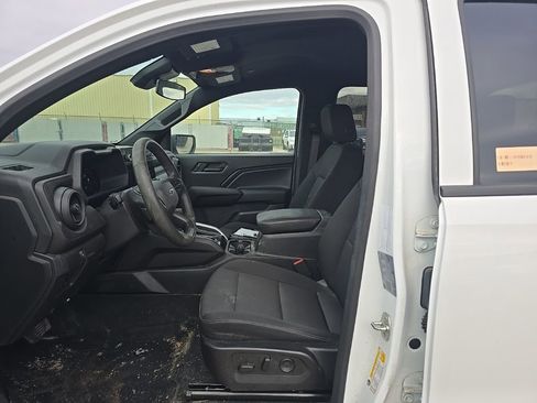 Used 2024 Chevrolet Colorado Trail Boss w/ Advanced Trailering Package image 8