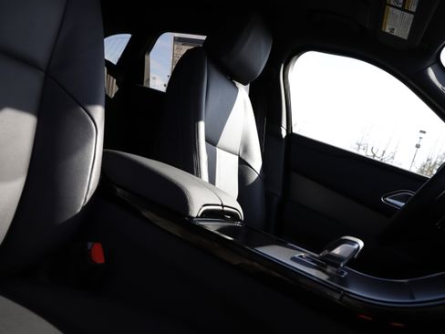 New 2026 Land Rover Range Rover Velar S AWD/4WD image 12