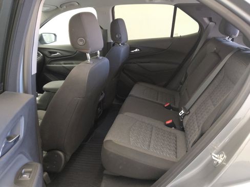 Used 2024 Chevrolet Equinox LT image 18