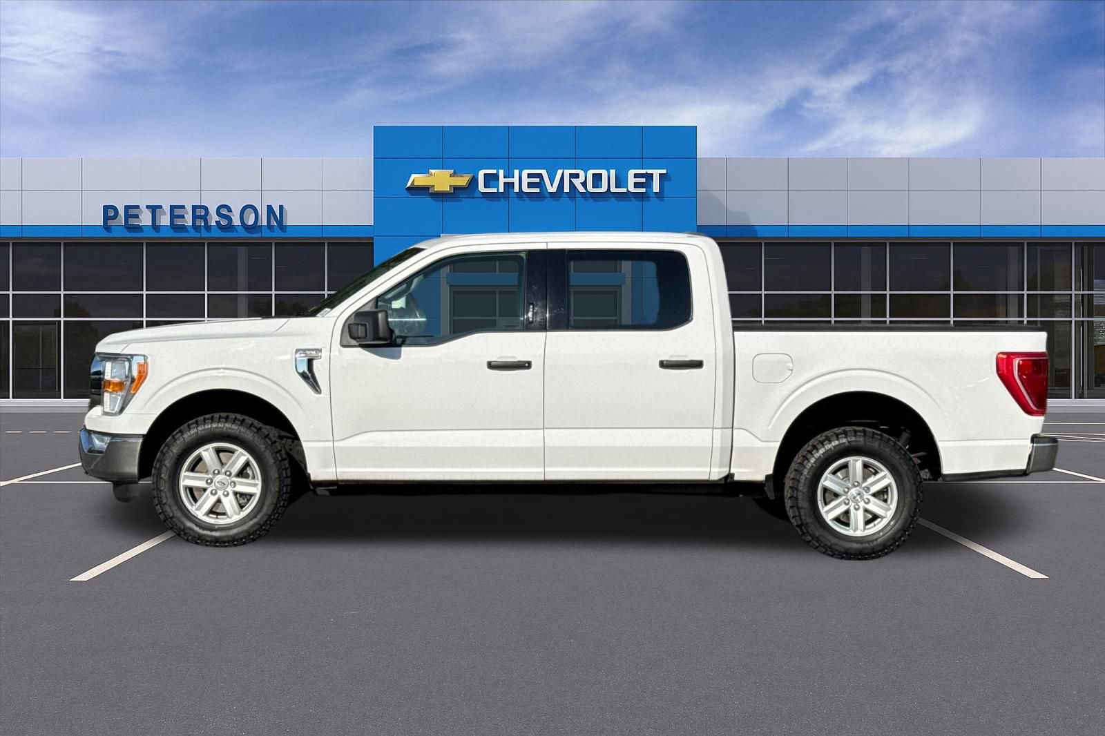 Used 2022 Ford F150 XLT w/ Equipment Group 301A Mid AWD/4WD image 7