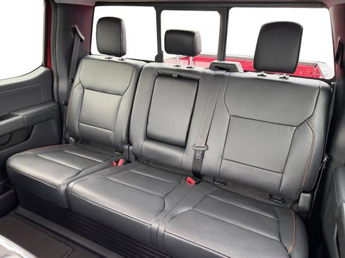 New 2026 Ford F250 Lariat w/ FX4 Off-Road Package image 13