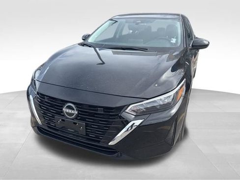 Used 2025 Nissan Sentra SV w/ All-Weather Package image 3