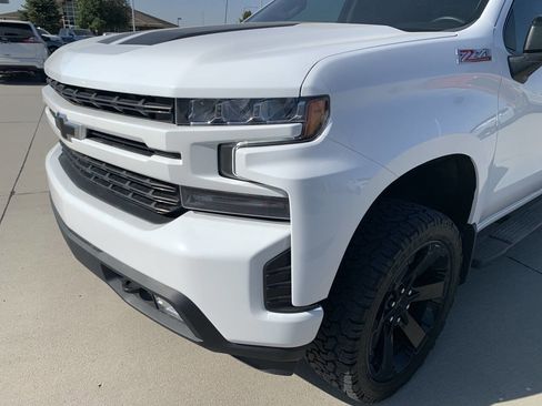 Used 2022 Chevrolet Silverado 1500 RST w/ Z71 Off-Road Package AWD/4WD image 17