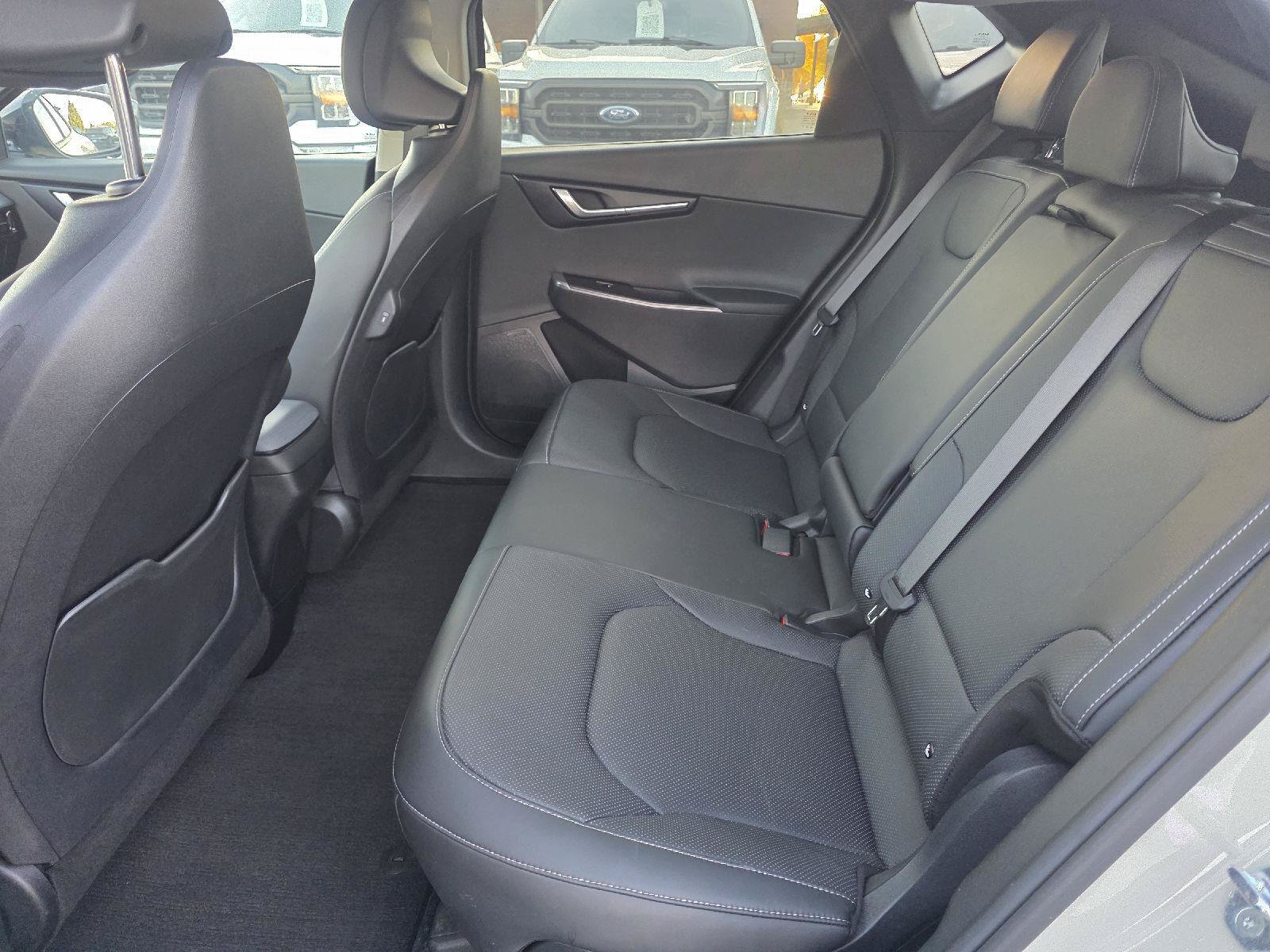 Used 2023 Kia EV6 Wind w/ Wind Technology Package AWD/4WD image 10