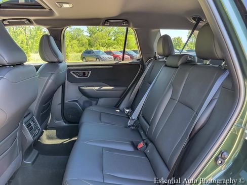 Certified 2026 Subaru Outback Limited AWD/4WD image 11