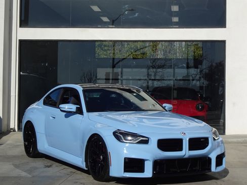 Used 2023 BMW M2 w/ Lighting Package image 9