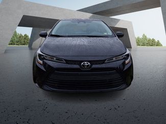 Used 2023 Toyota Corolla LE FWD video 2