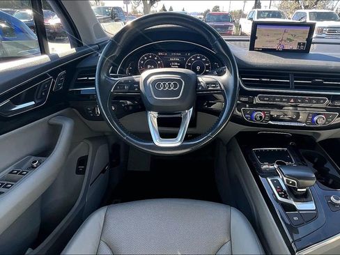Used 2019 Audi Q7 3.0T Prestige AWD/4WD image 7