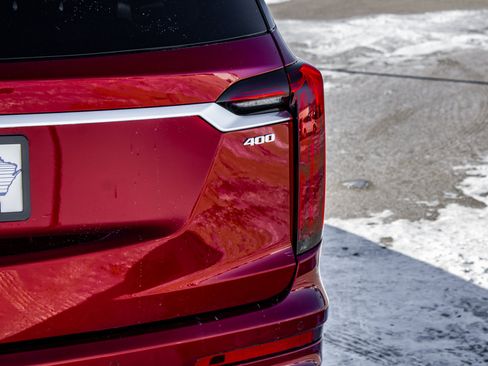 Used 2024 Cadillac XT6 Premium Luxury w/ Platinum Package image 12