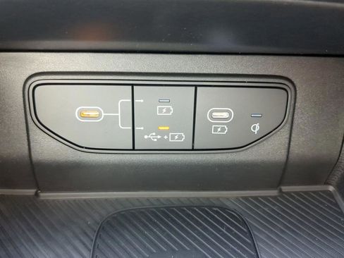 New 2026 Kia Sportage EX image 18