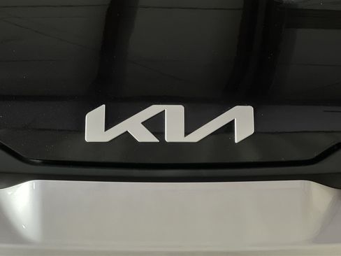 Used 2023 Kia Sportage LX AWD/4WD image 20