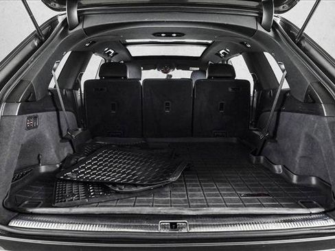 Used 2019 Audi Q7 3.0T Prestige w/ Prestige Package image 6