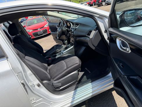 Used 2016 Nissan Sentra SV image 15