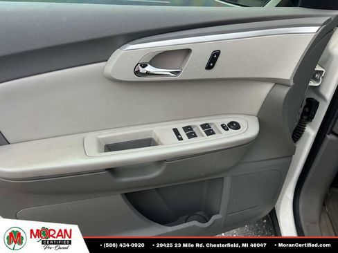 Used 2012 Chevrolet Traverse LT FWD image 15