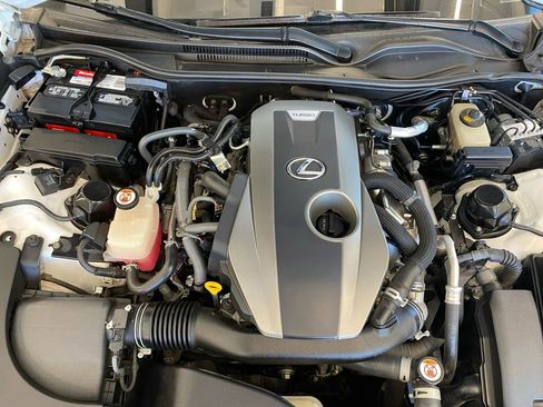 Used 2018 Lexus RC 300 image 21
