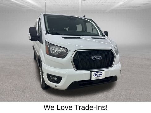 Used 2024 Ford Transit 350 XLT image 3