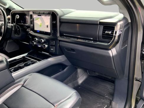 Certified 2024 Ford F550 4x4 Crew Cab Super Duty image 16