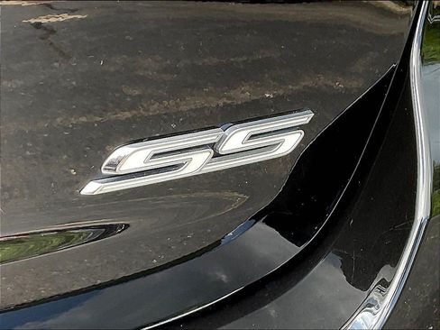 Used 2016 Chevrolet SS RWD image 24