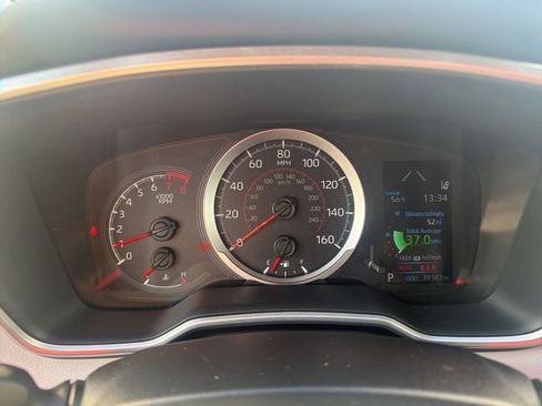 Used 2021 Toyota Corolla SE image 19