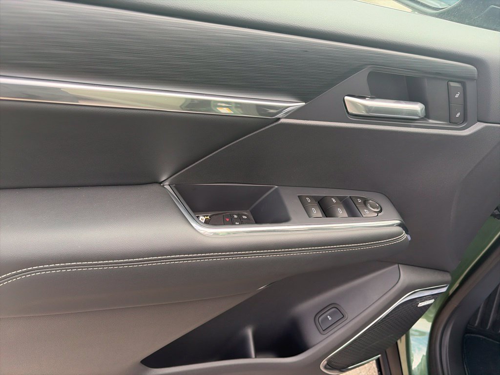 New 2027 GMC Acadia Elevation w/ Elevation Premium Package AWD/4WD image 17