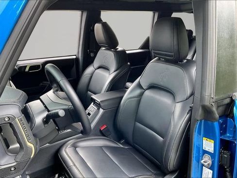 Used 2025 Ford Bronco Badlands AWD/4WD image 15