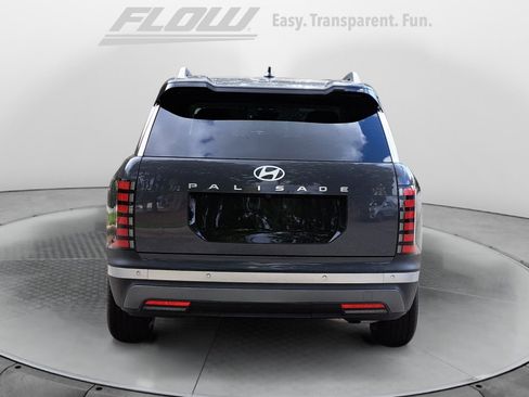 Used 2026 Hyundai Palisade SEL FWD image 8